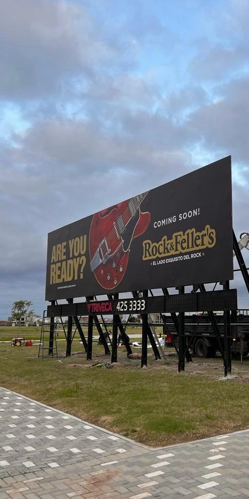 Rock&Feller's ya montó el cartel y en breve arrancan las obras en Funes